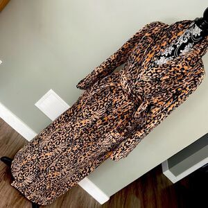 Lord & Taylor  Cheetah Brown Luxurious Robe NEW
